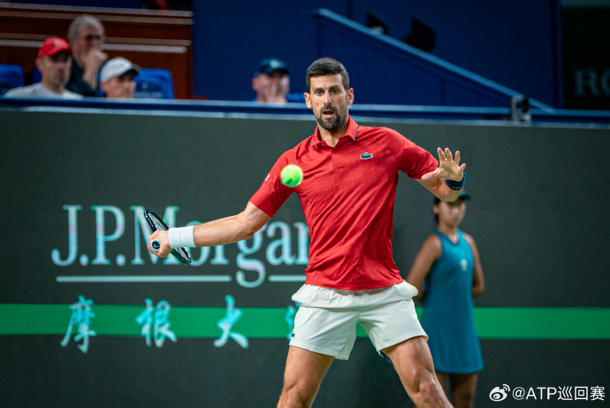 上海大师赛德约6-3先下一盘，大比分1-0领先博格斯